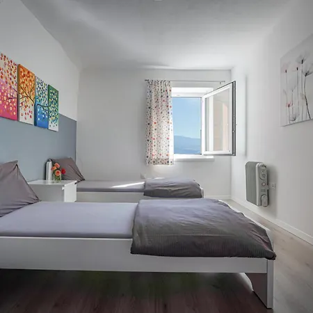 La Sortiva Apartment *